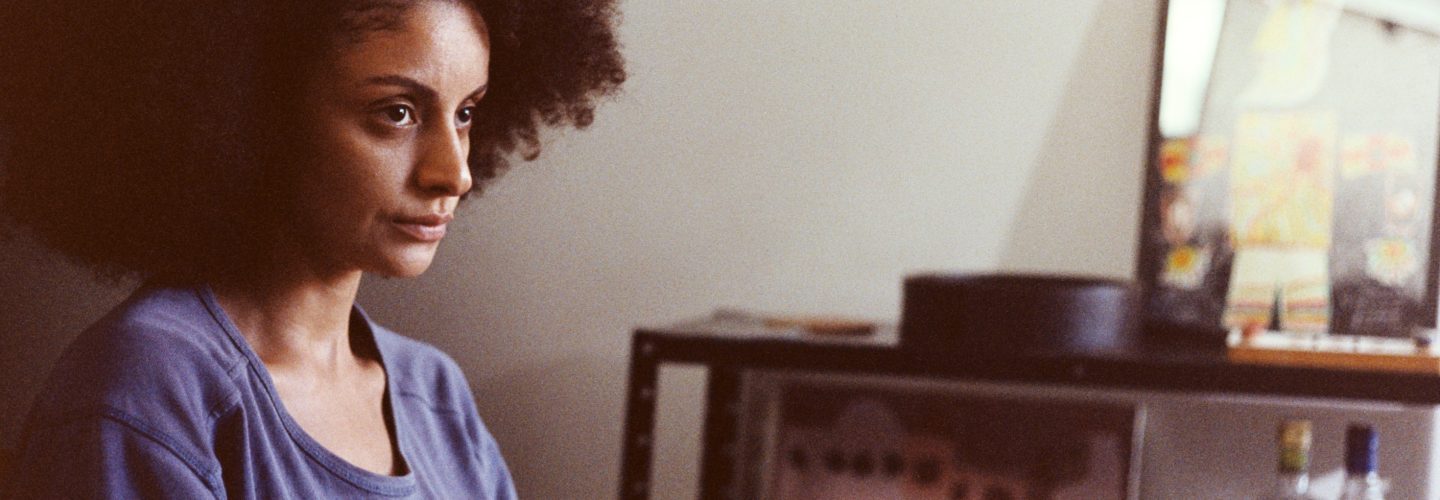 <h1>Três</h1><strong>Brasil, 21 MIN</strong>